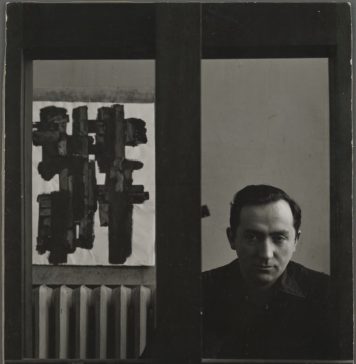 Il nero su carta di Pierre Soulages continua a interrogare il nostro sguardo