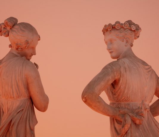 Uklański fa ballare Canova: a Torino la Pinacoteca Agnelli diventa un dancefloor Uklański