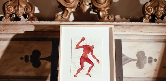 L’arte contemporanea dialoga con Caravaggio, al Pio Monte di Napoli