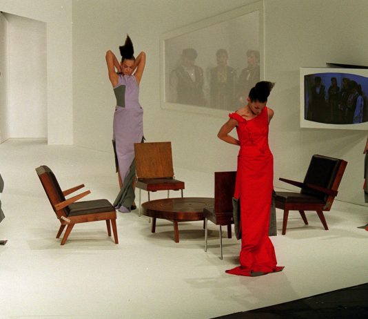 La sfilata è un’opera d’arte e va in mostra al Vitra Design Museum
