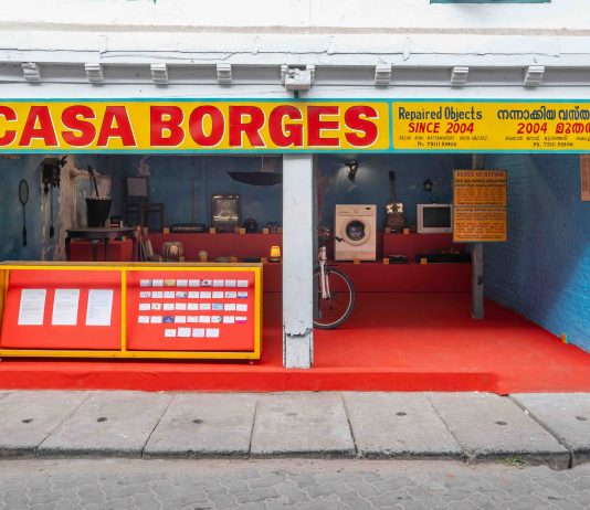 Una cosa giusta da fare a Kochi: intervista a Bose Krishnamachari, fondatore della Biennale indiana