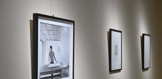 A Roma, Linda Karshan esplora il respiro come unità di misura artistica