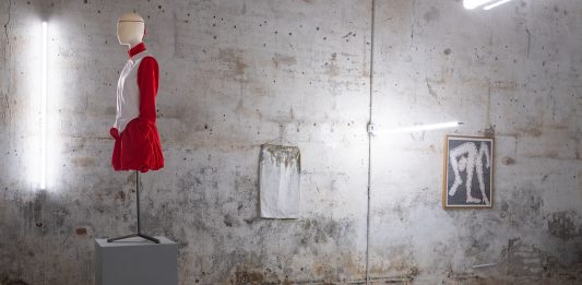 Tutto quello che non serve (più) diventa arte da Spazio Punch, a Venezia