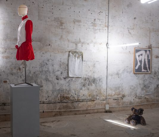 Tutto quello che non serve (più) diventa arte da Spazio Punch, a Venezia