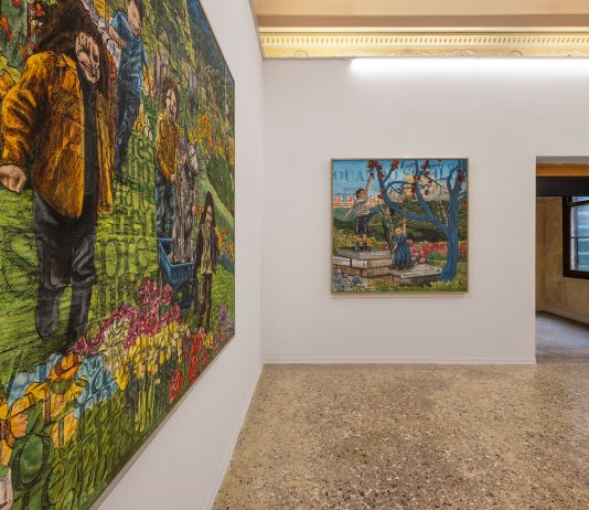 “Quando il cielo finisce”: l’opera di Andrea Mastrovito rilegge la storia di Galleria Michela Rizzo