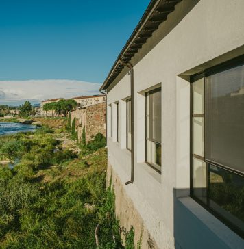 Un ex complesso industriale in Toscana diventa centro per le arti: nasce Polytropon