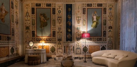 Sub Rosa di Silvia Giambrone negli Appartamenti Segreti di Palazzo Doria Pamphilj: un racconto tra intimità e storia