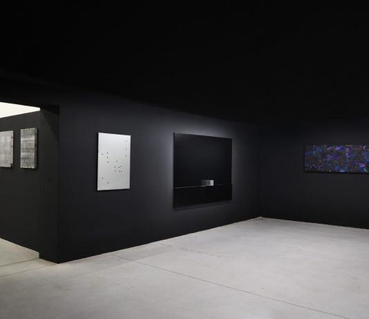 Nel nero, il punto zero dell’arte contemporanea. Da Studio la Città, a Verona