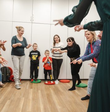The Human Safety Net: Marinella Senatore porta a Venezia un progetto partecipativo