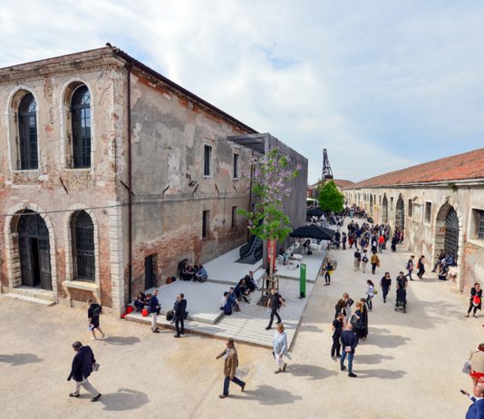 Israele torna alla Biennale di Venezia 2026 e si accende la polemica