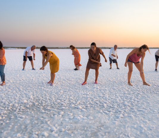 Tre mostre, tre linguaggi. Building apre il 2026 tra dialoghi silenziosi, trame tessili e gesti rituali building gallery 2026