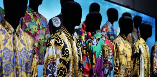 Gianni Versace. Il mito che nasce dalla Magna Grecia gianni versace