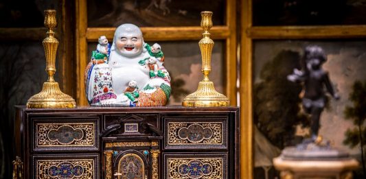 Mercanteinfiera l’irrinunciabile appuntamento con il design d’autore, l’antiquariato e il collezionismo vintage, torna dal 7 al 15 marzo alle Fiere di Parma