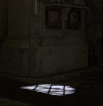 Arte contemporanea nel sottosuolo di Napoli: il Purgatorio ad Arco come spazio di riscrittura