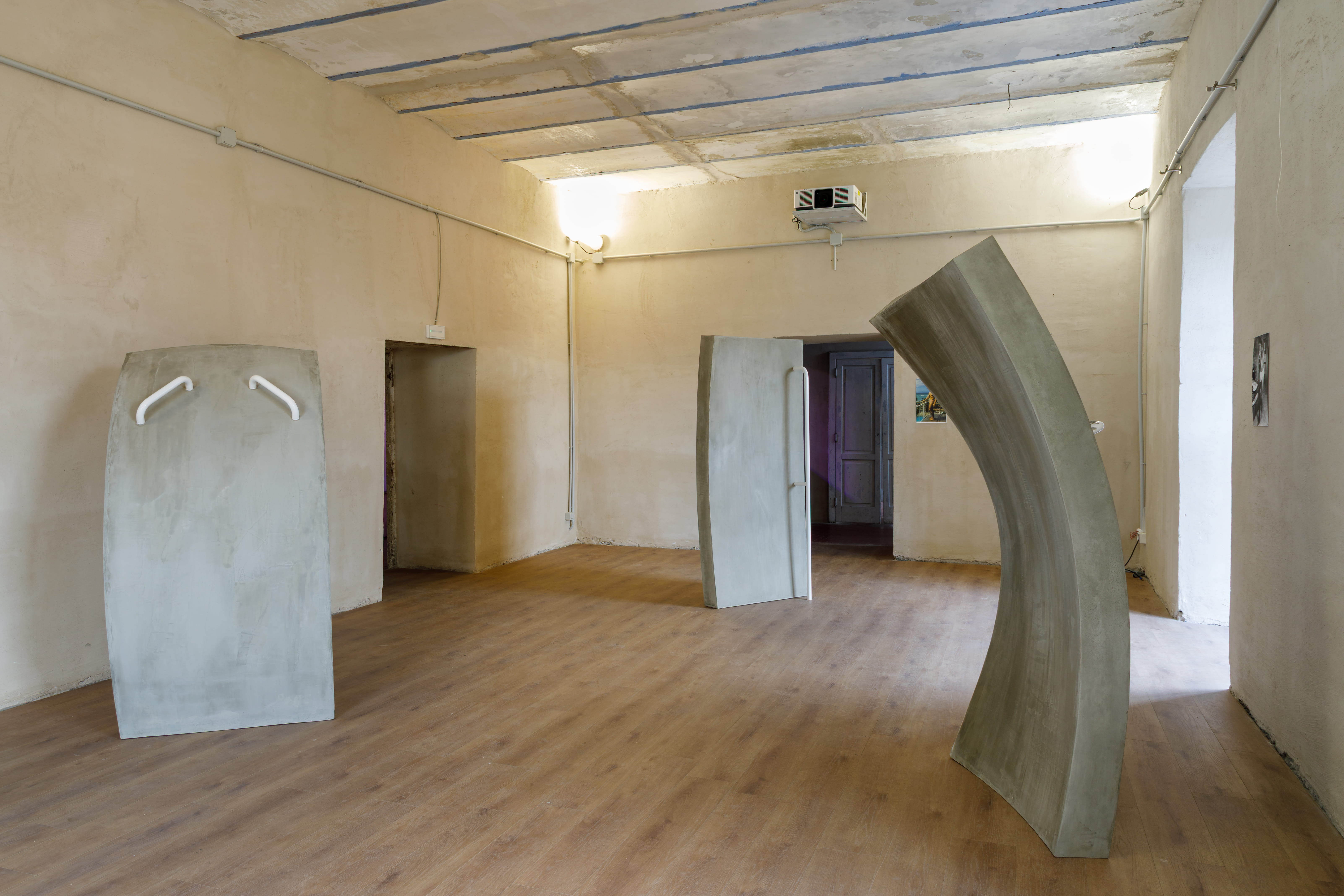 Pennacchio Argentato, Walking Backwards into Tomorrow, 2026, veduta della mostra, La Santissima, Community Hub, courtesy the artists and Collezione Agovino, ph. Danilo Donzelli