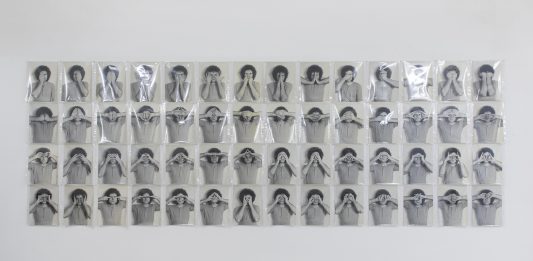 Un gesto semplice, una presenza totale. Klaus Rinke, a Bergamo