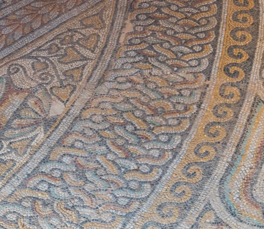 Sotto Istanbul è riemersa una pavimentazione di mosaici di 1600 anni fa