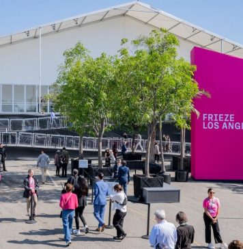 Frieze Los Angeles 2026 apre le porte al Santa Monica Airport