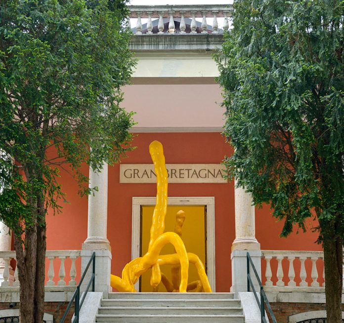 sarah lucas