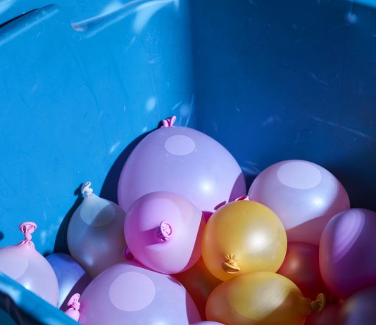 La poetica degli oggetti desueti nella mostra di Michael E. Smith a Bologna Michael E. Smith