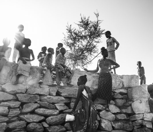 Molichrom 2026, a Campobasso la fotografia indaga la violenza di genere