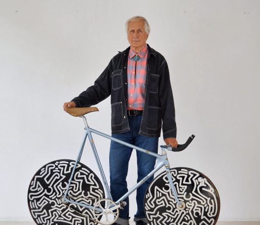 Dall’industria alla galleria: Antonio Colombo ci parla di oggetti, archivi e immaginario