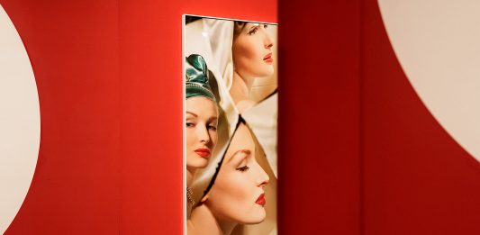 “La Geometria della Grazia”: il rigore architettonico e il glamour senza tempo di Horst P. Horst