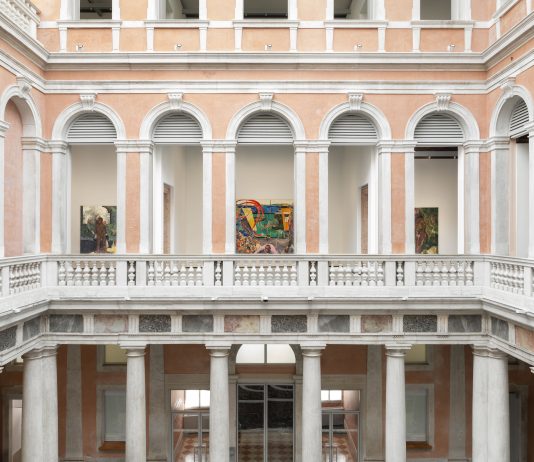 Armitage e Kanwar a Palazzo Grassi a Venezia: pittura e video come atti di dissenso sul presente