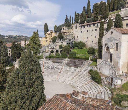 Al Teatro Romano di Verona Pasqua Vini rafforza la sua visione culturale unconventional