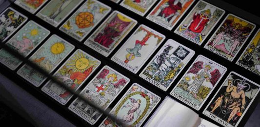 TAROCCHI. Le origini, le carte, la fortuna fino al 2 giugno una mostra che ripercorre sette secoli di storia dei Tarocchi all’Accademia Carrara di Bergamo