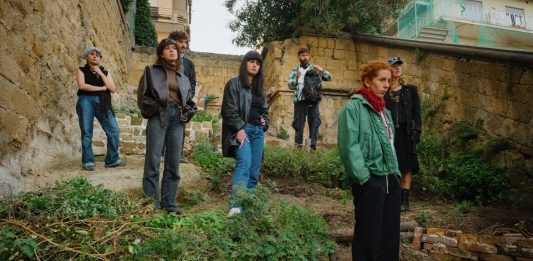 Pratiche di cura nel paesaggio urbano: il progetto di Andrea Gubitosi a Napoli