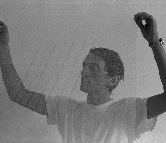 Novant’anni di Giorgio Griffa: la pittura è la traccia immediata di un lungo processo