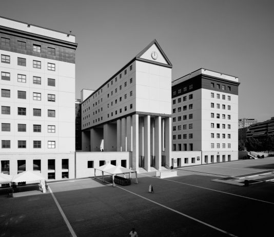 Gabriele Basilico riusciva a fotografare le architetture invisibili di Aldo Rossi