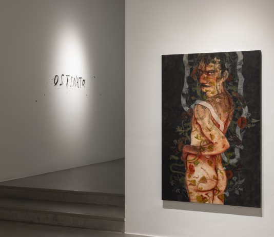Il corpo insiste: Roberto de Pinto porta la sua pittura ostinata da Galleria Minini a Milano
