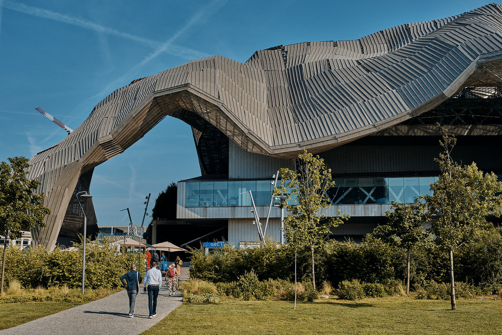 South Wing, Allianz MiCo