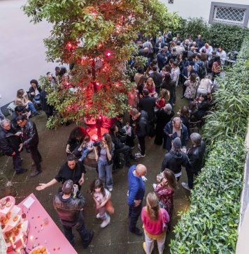 La galleria come comunità: a Napoli, Studio Trisorio inaugura un ciclo di dialoghi tra artisti