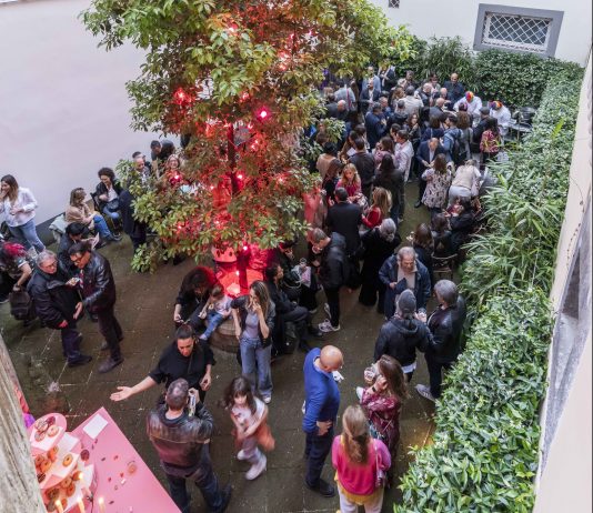 La galleria come comunità: a Napoli, Studio Trisorio inaugura un ciclo di dialoghi tra artisti