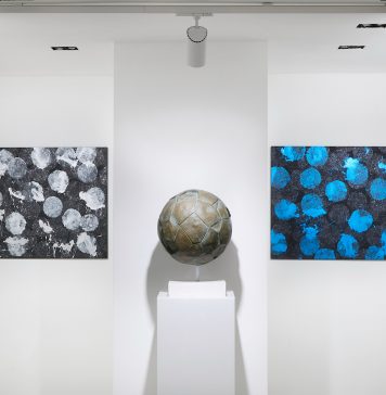 L’estetica del pallone: il calcio diventa traccia pittorica con Marco Adamo