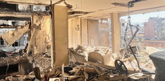 L’artista franco-libanese Ali Cherri sporge denuncia per crimini di guerra