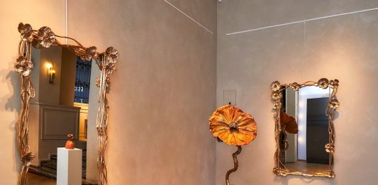 Il giardino alchemico di Julie Hamisky è in mostra da Pandolfini Casa d’Aste