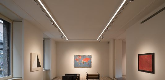 A Milano Phillips e Dimoregallery reinventano lo spazio progettato da Luigi Caccia Dominioni phillips Dimoregallery milano