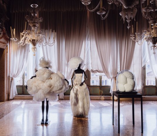 The Only True Protest is Beauty: il debutto veneziano di Dries Van Noten