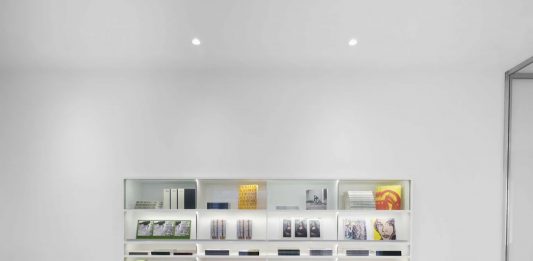 Gagosian inaugura il nuovo spazio a New York con Duchamp e Rauschenberg
