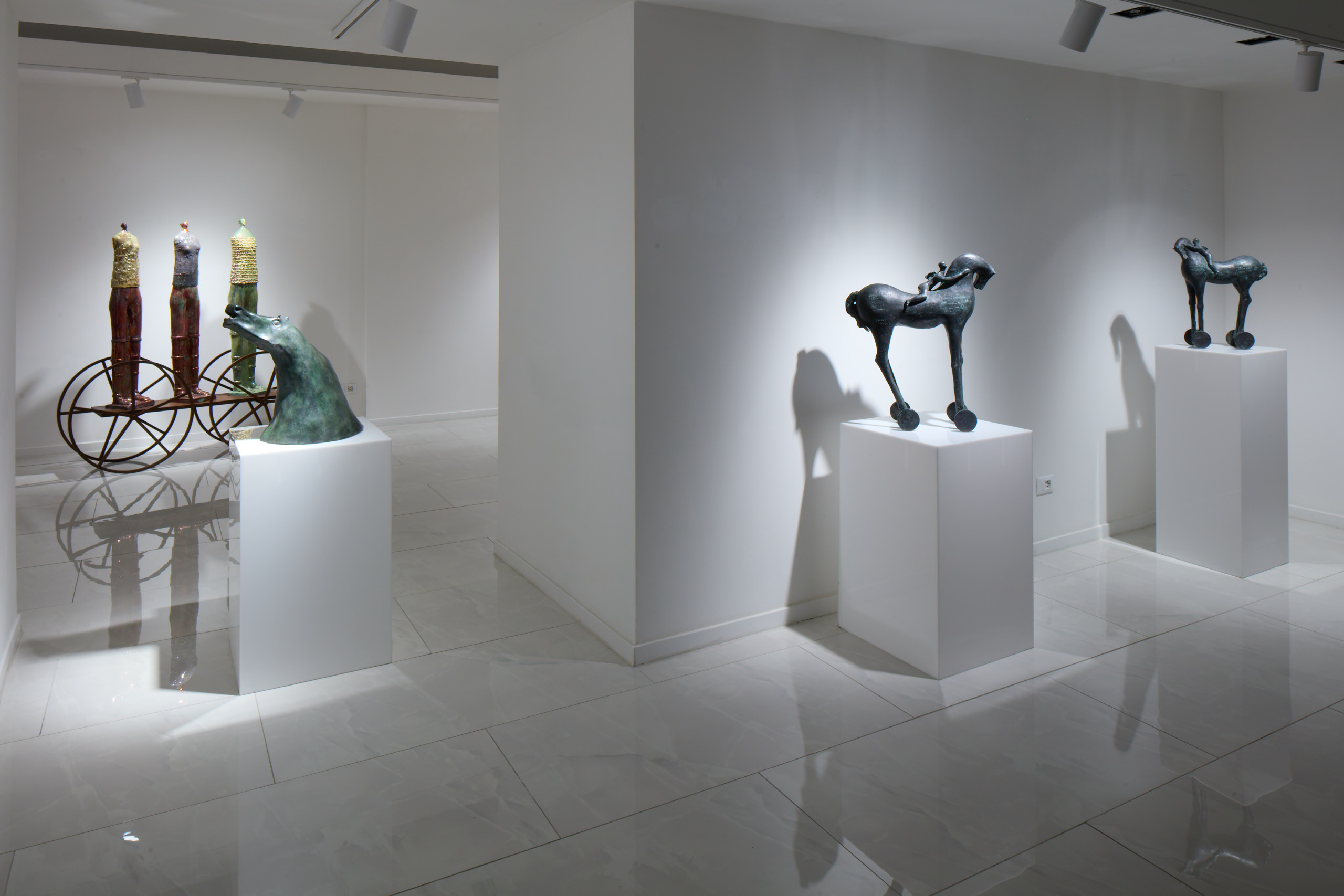 Paolo Staccioli, Archeologia della forma, veduta della mostra, SimonBart Gallery, Bologna, 2026
