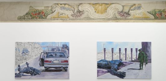 Andrea Mirabelli porta in pittura il collasso dei simboli politici