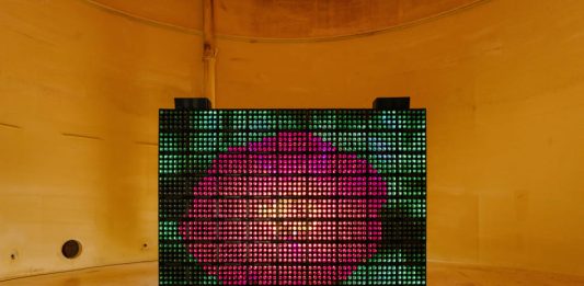 Art Basel punta sul digitale: l’artista Trevor Paglen curerà Zero 10