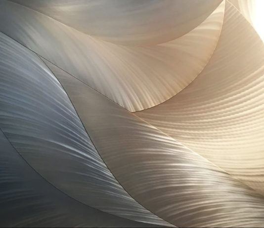 Turning to the light: artisti internazionali in mostra a Sorrento sul tema della luce