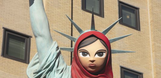 Paola Pivi. La libertà di esistere