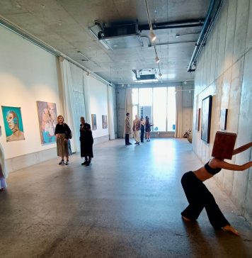 23 artisti per una polifonia della ribellione: la mostra a New York