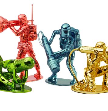 A Venezia, le sculture specchio di Anne de Carbuccia riflettono sulla post-verità